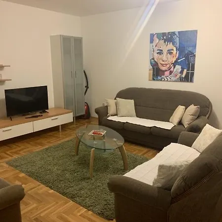 Harmonia Appartement *